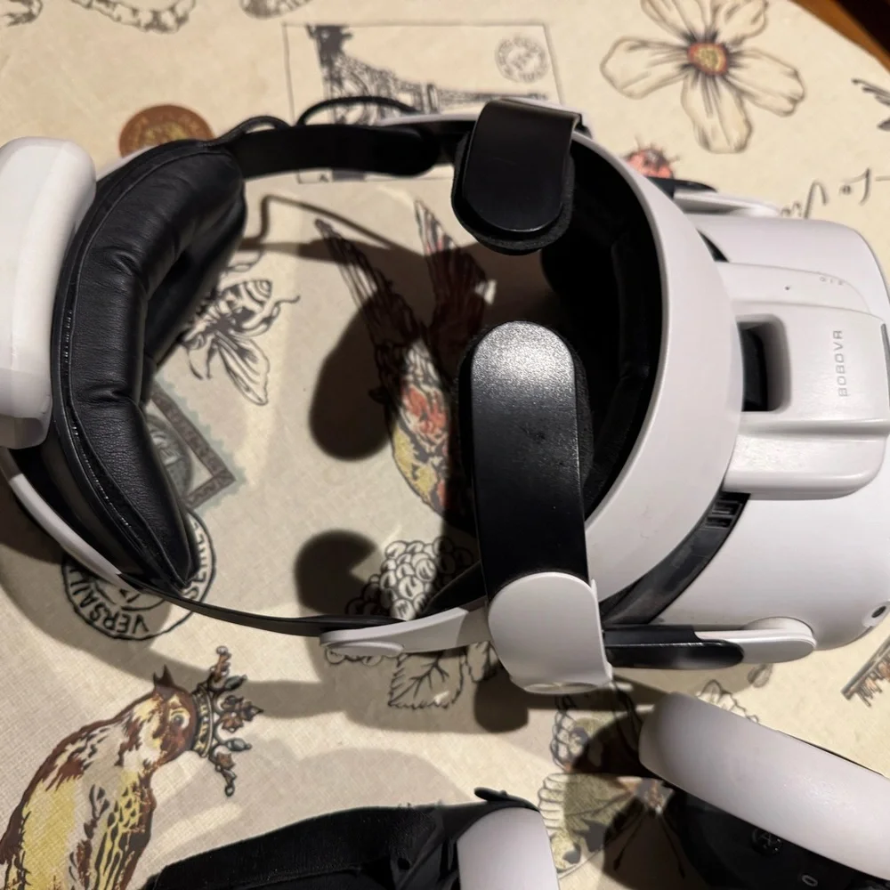 Oculus 2 White VR Headset